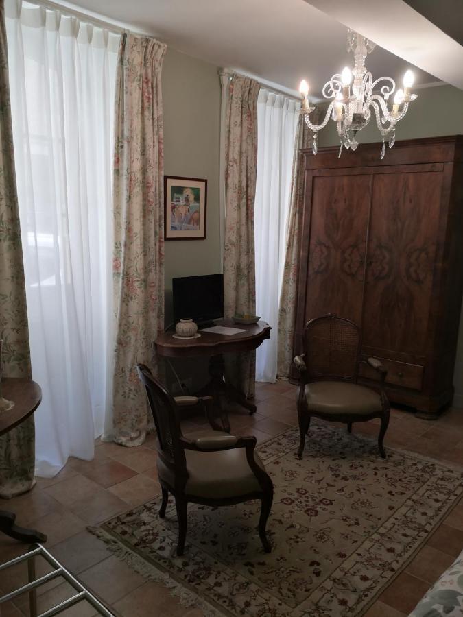 Les Chambres De L'Horloge Lectoure Eksteriør billede